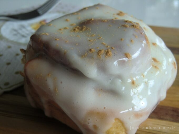 Amerikanische Cinnamon Rolls (Zimtschnecken)
