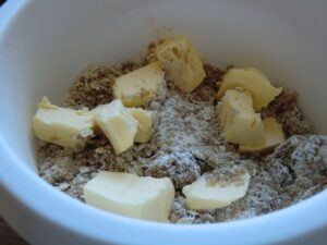 Apple Crisp Streusel Vorbereitung